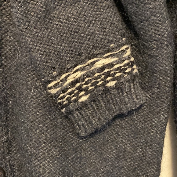 Aritzia TNA alpaca wool cardigan sweater size small - Picture 4 of 6